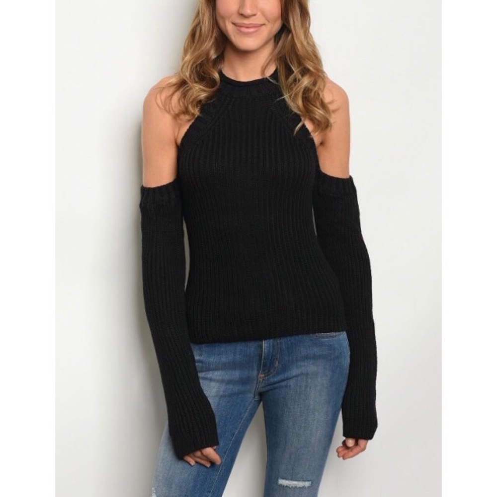 🖤High neck cold shoulder black sweater 🖤 - Picture 3 of 4